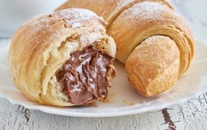 CROISSANT CHOCOLATE